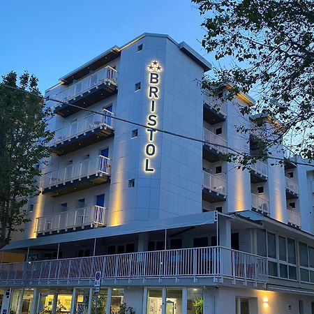 Hotel Bristol Misano Adriatico Buitenkant foto